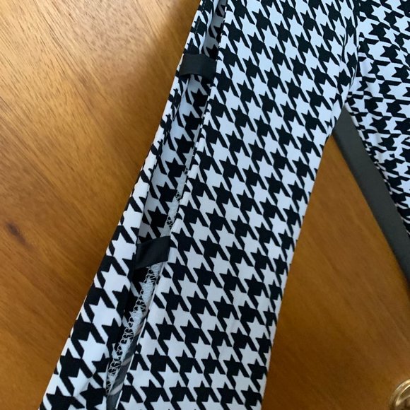 Houndstooth open sleeve dress - Picture 7 of 8